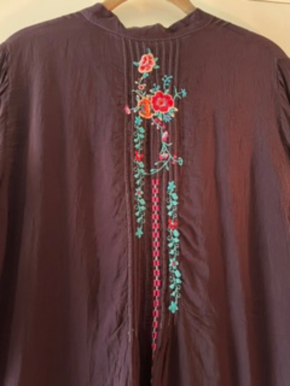 Johnny Was Embroidered Blouse - Picture 3 of 6
